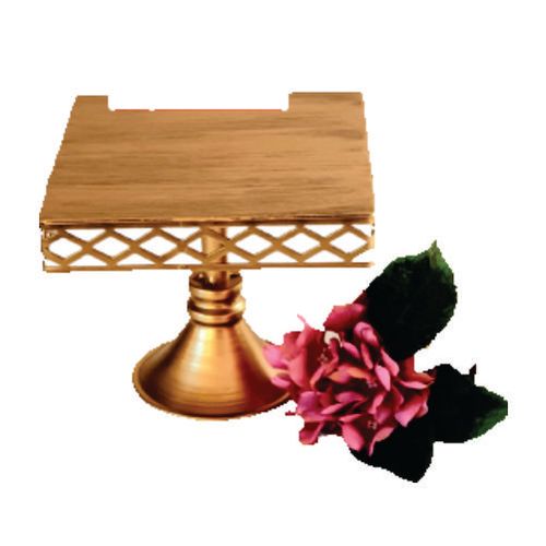 Bandeja Luxo Metal Losango Pe Corneta Quadrada Dourada Media 15x17 Cm (01) Arts